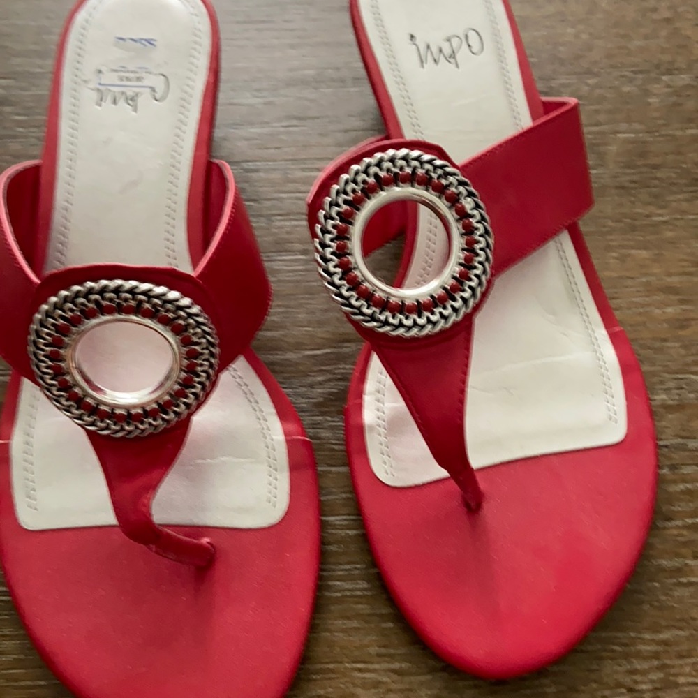 Red wedge sandal